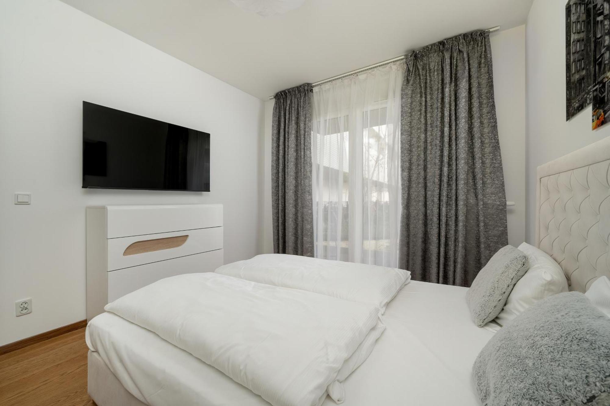 Apartment Wroclaw Atal Tower By Noclegi Renters Extérieur photo